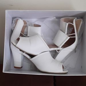 Women white shoes,  size 7
